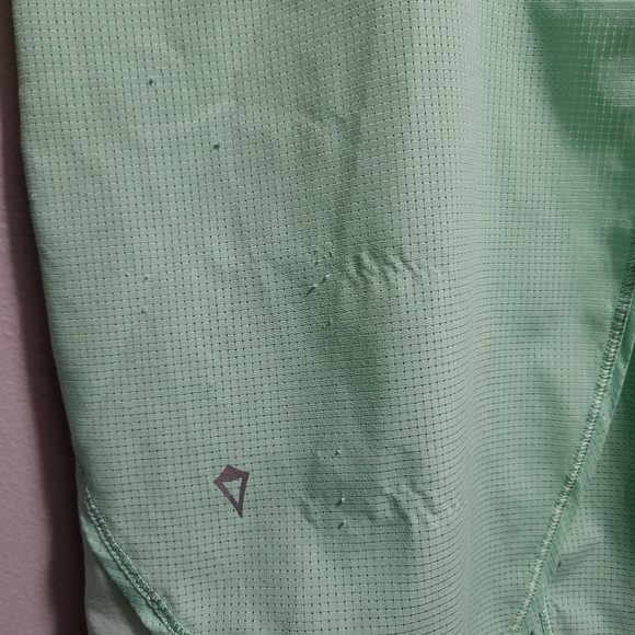 Ivivva Lululemon Girls Flyaway Yoga Tank Size 12 - Picture 7 of 7